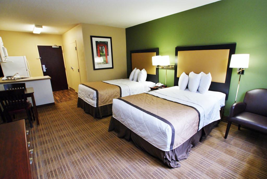 เอ็กซ์เทนด์ สเตย์ อเมริกา มินนิอาโปลิส อีเดน แพรรี แวลเลย์ วิวโร้ด Hotel ภายนอก รูปภาพ