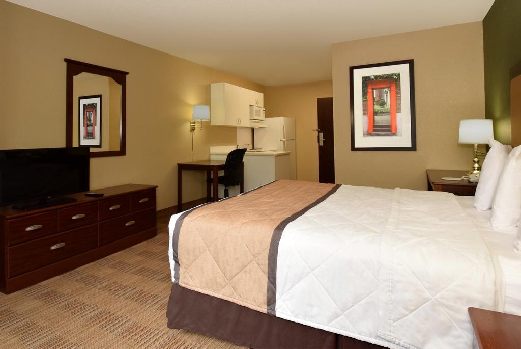 เอ็กซ์เทนด์ สเตย์ อเมริกา มินนิอาโปลิส อีเดน แพรรี แวลเลย์ วิวโร้ด Hotel ภายนอก รูปภาพ