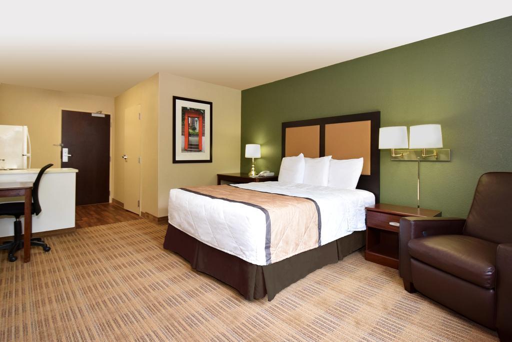 เอ็กซ์เทนด์ สเตย์ อเมริกา มินนิอาโปลิส อีเดน แพรรี แวลเลย์ วิวโร้ด Hotel ภายนอก รูปภาพ