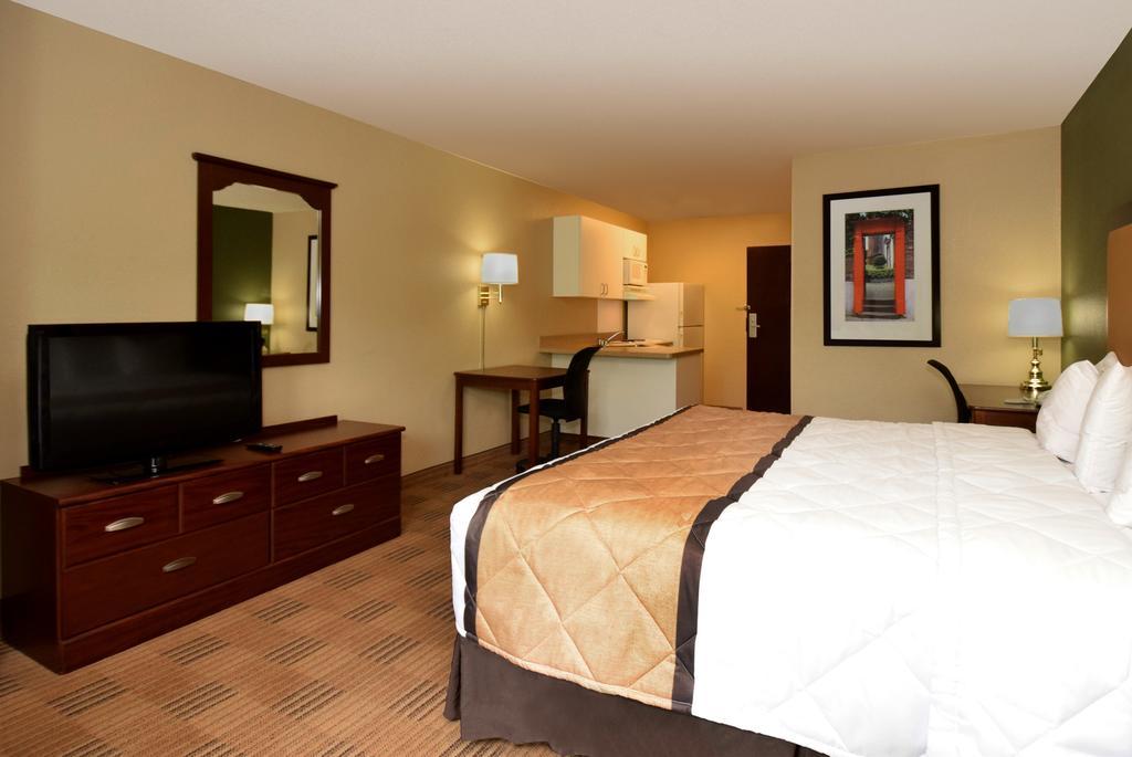 เอ็กซ์เทนด์ สเตย์ อเมริกา มินนิอาโปลิส อีเดน แพรรี แวลเลย์ วิวโร้ด Hotel ภายนอก รูปภาพ