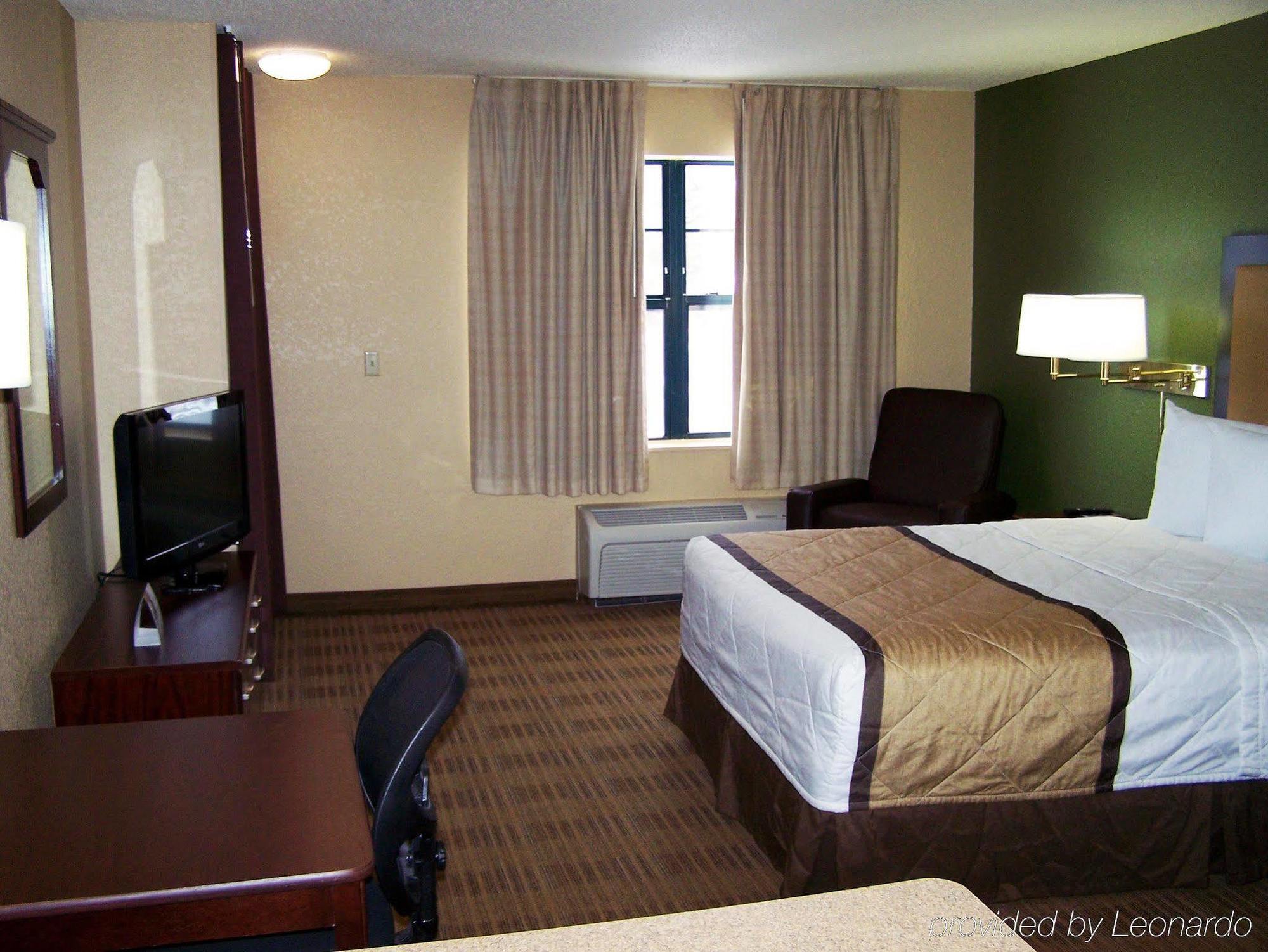 เอ็กซ์เทนด์ สเตย์ อเมริกา มินนิอาโปลิส อีเดน แพรรี แวลเลย์ วิวโร้ด Hotel ภายนอก รูปภาพ